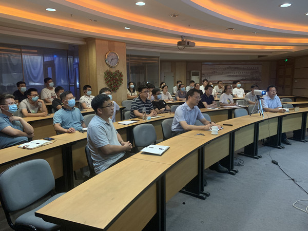 公司邀請鄭州大學(xué)樂金朝教授作專題講座